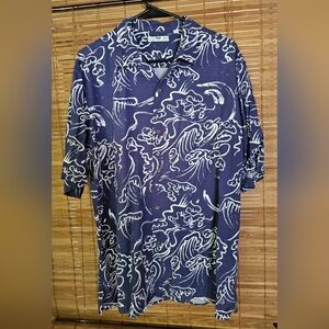 Uniqlo Blue and White Patterned Shirt